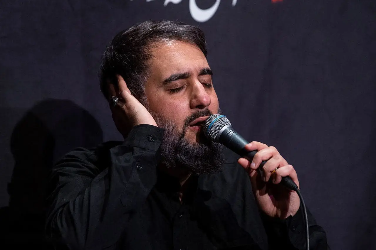 کاور نماهنگ تو با همه فرق داری - محمدحسین پویانفر