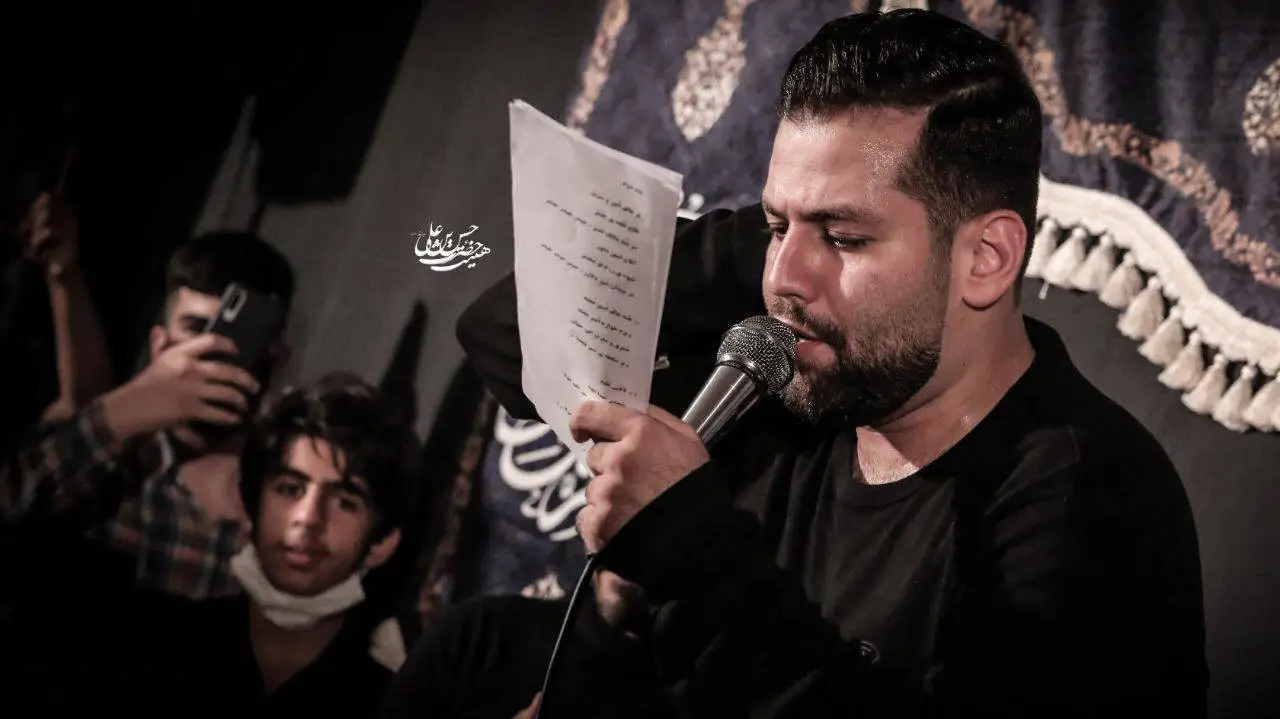 کاور من از سابق برا نوکری شدم لایق - امیر برومند