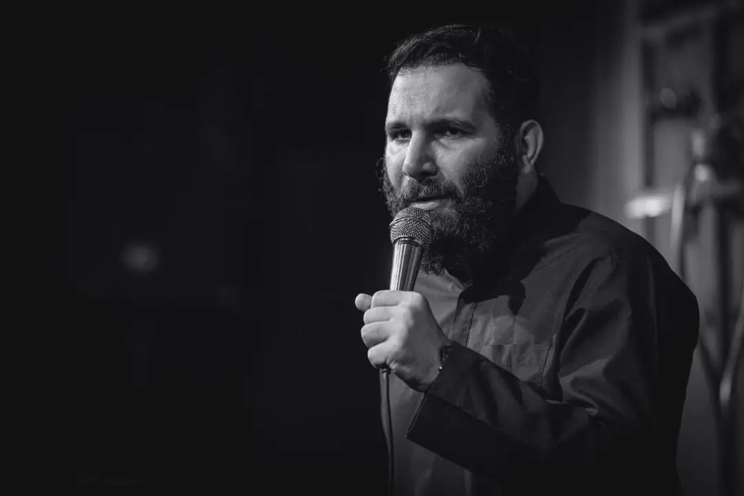 کاور ماه ماتم رسیده رنگ زهرا پریده - محمدحسین حدادیان