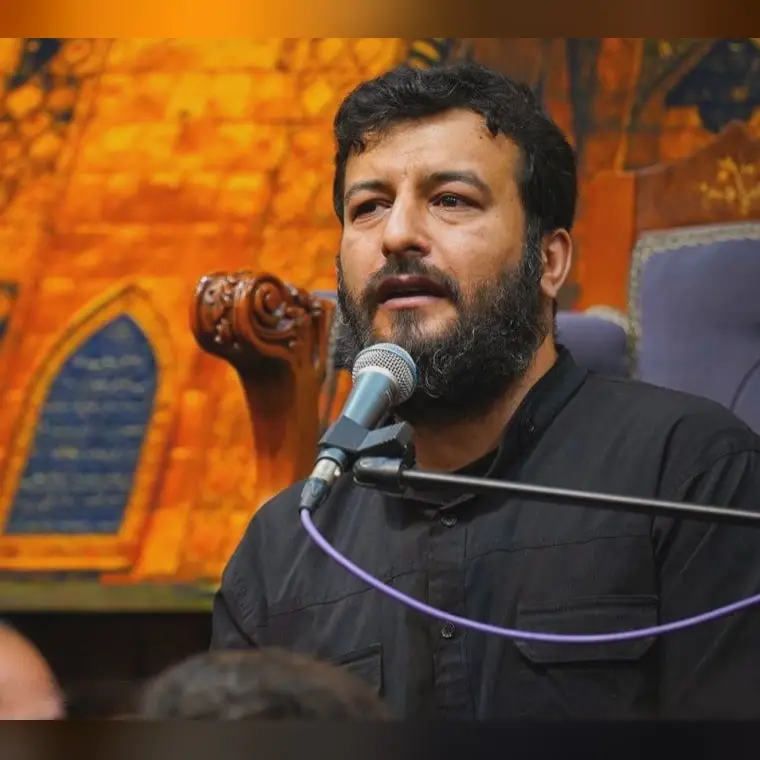 کاور نماهنگ آقا فقط حسینه - سید امیر حسینی