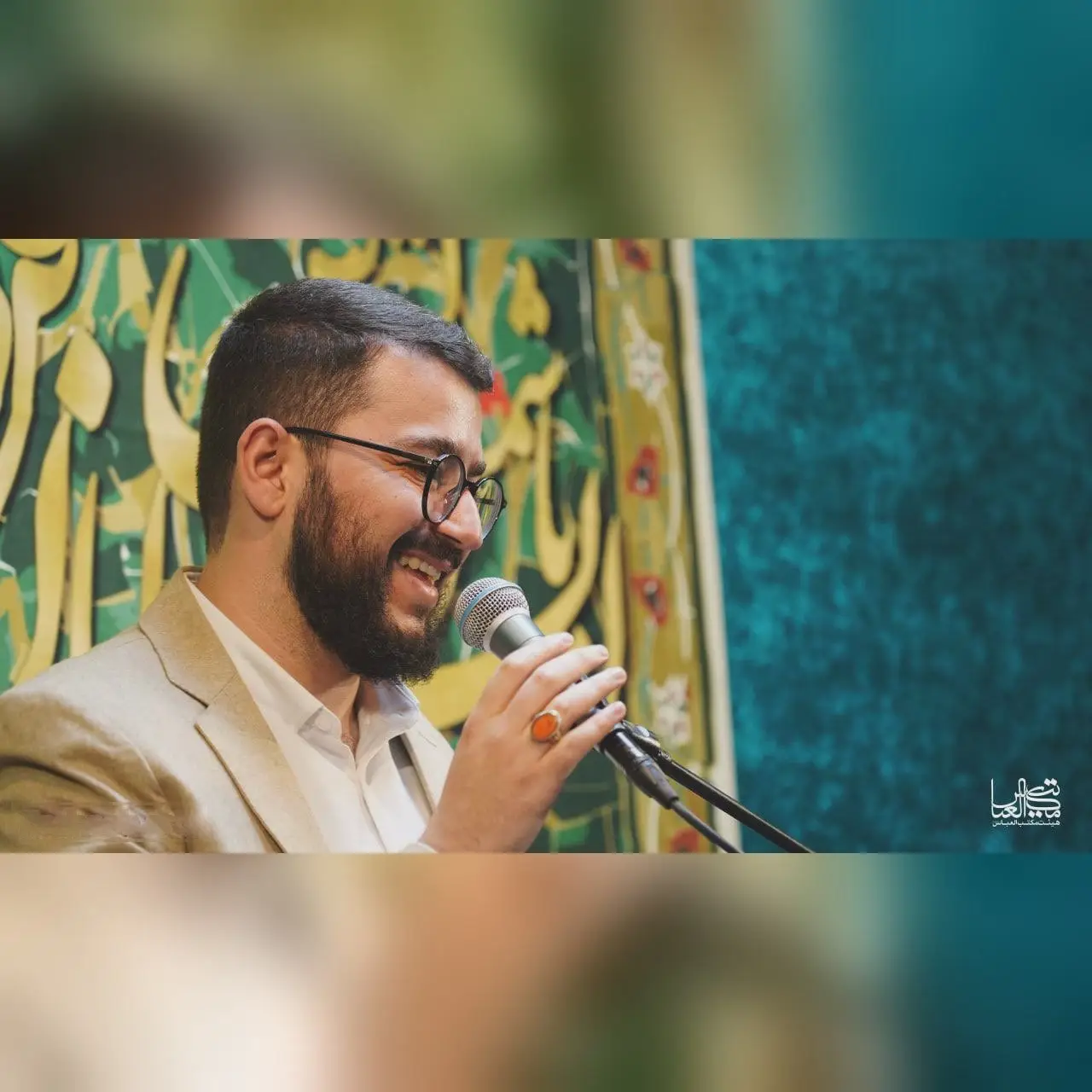 کاور شرافت ما از نوکریته - سید محمدرضا نوشه ور