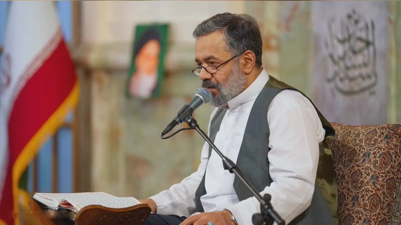 Cover: O Confidant of the Sinful Servant, O Protector - Mahmud karimi