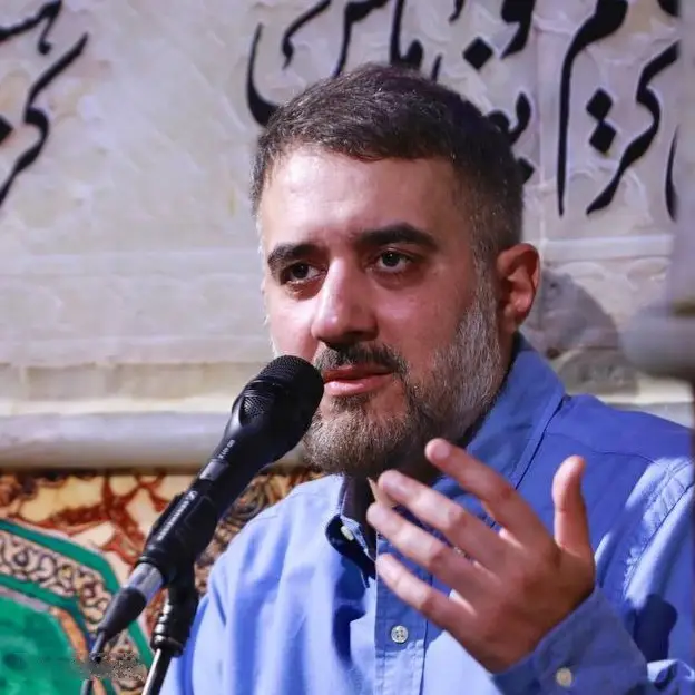 کاور نماهنگ همسایه با ماه - محمدحسین پویانفر