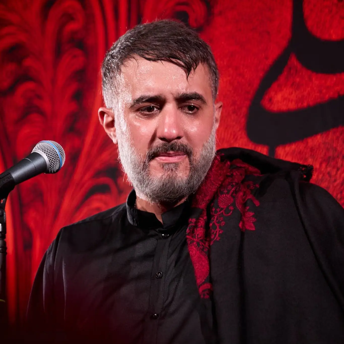 کاور نماهنگ ماه ابوفاضل - محمدحسین پویانفر