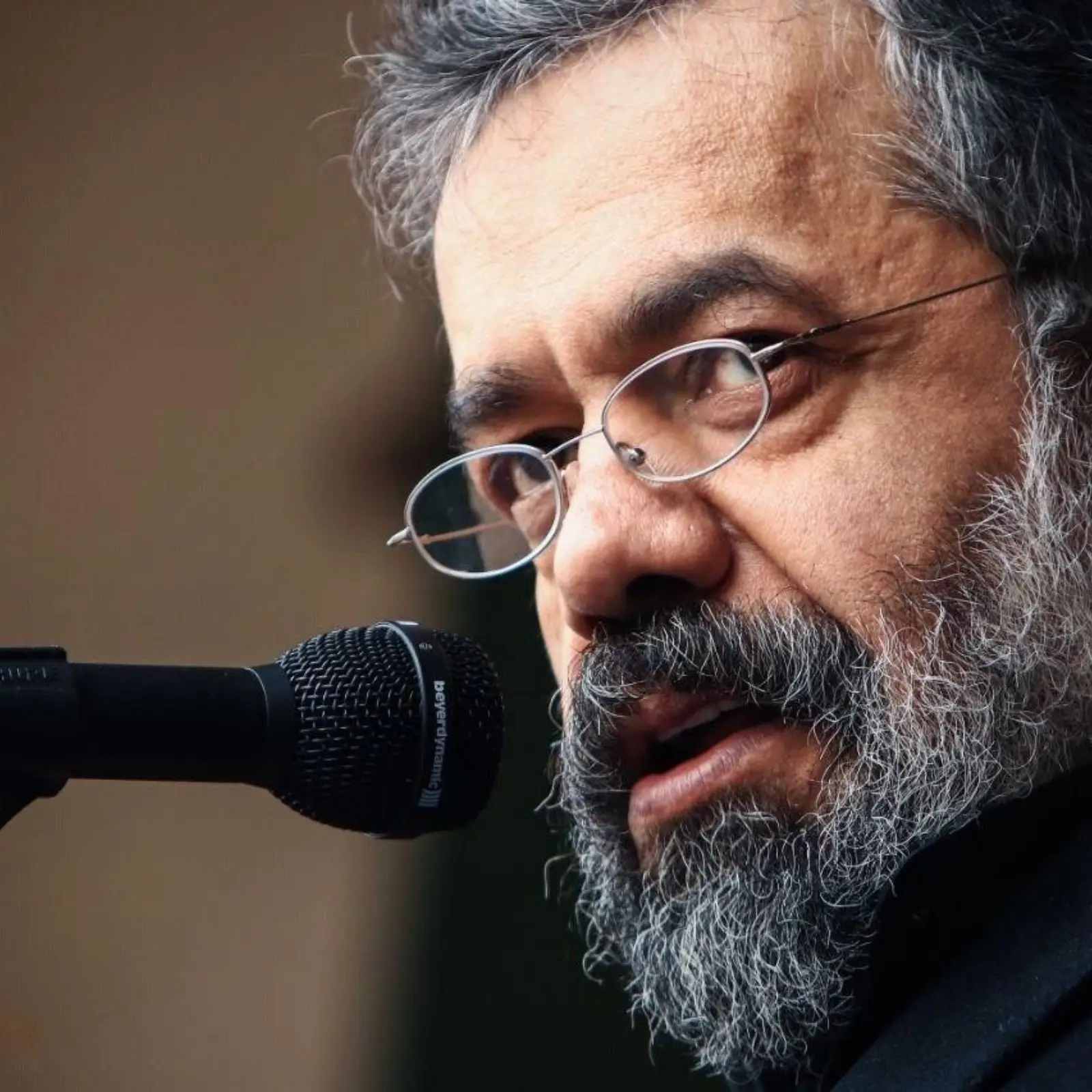 کاور دعای کمیل محمود کریمی