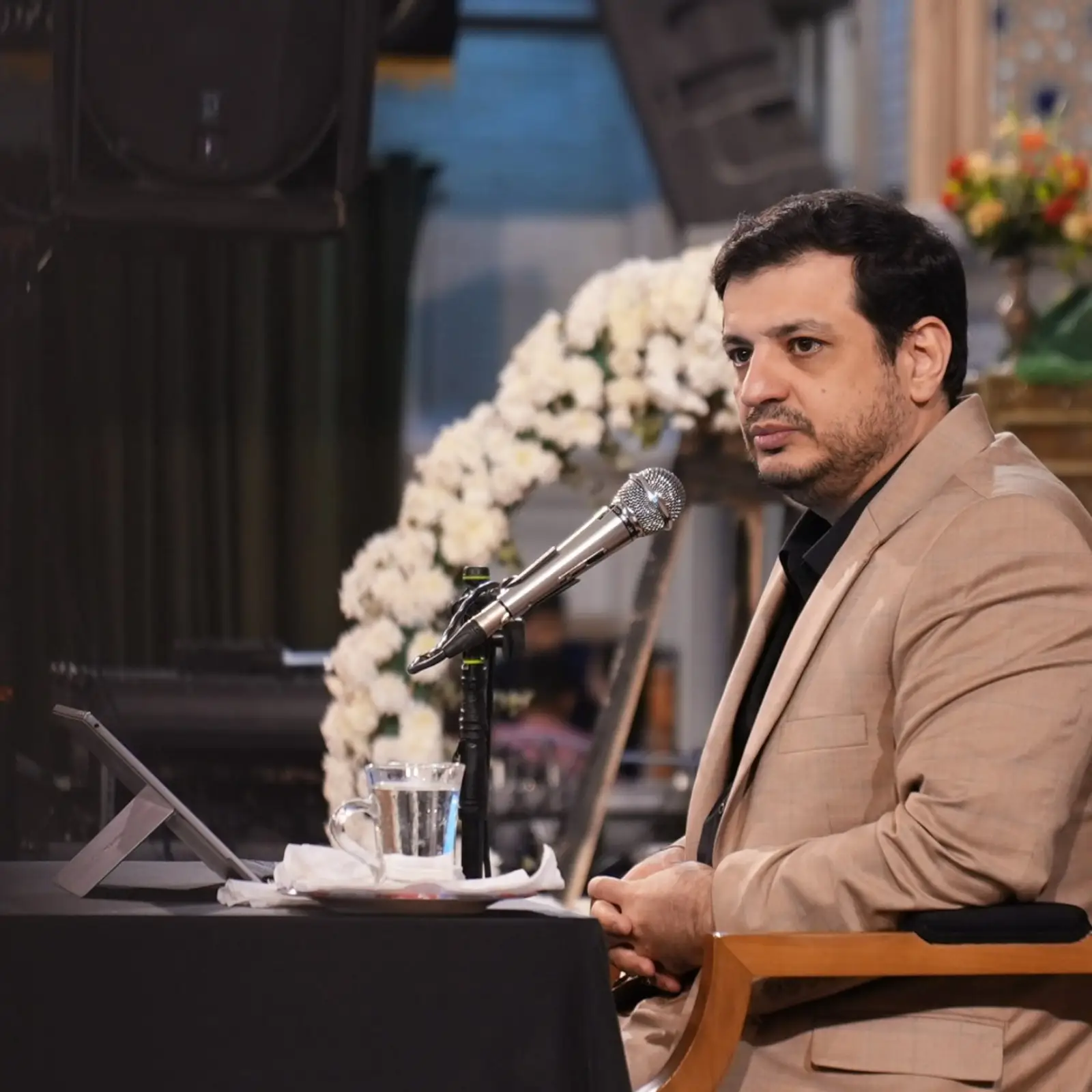 Cover: Lecture on the Status of Hazrat Abbas and the Ziyarat nama Pilgrimage Prayer Ustad Raefipour - Aliakbar raefipur