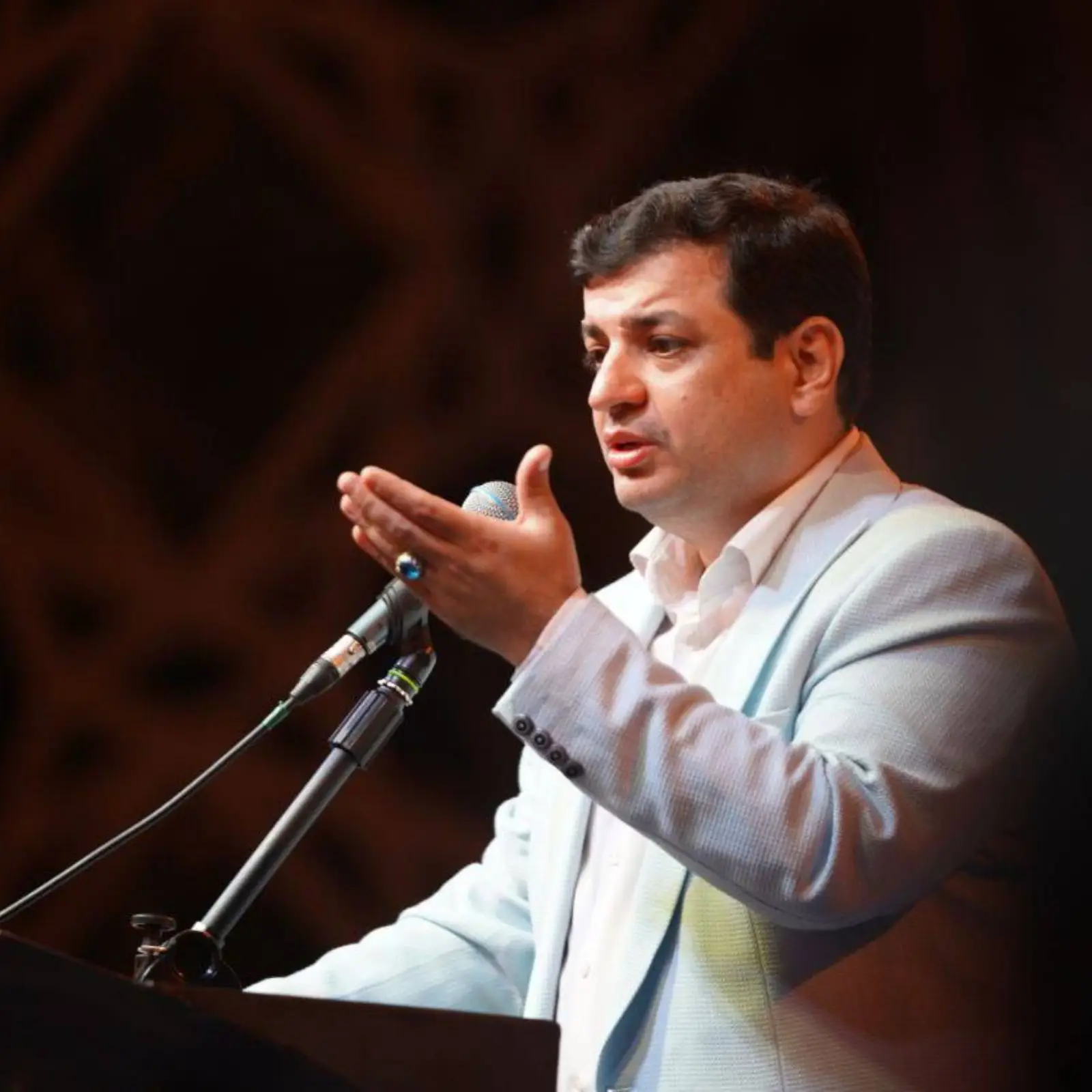 کاور سخنرانی بازدارندگی استاد رائفی پور - علی اکبر رائفی پور