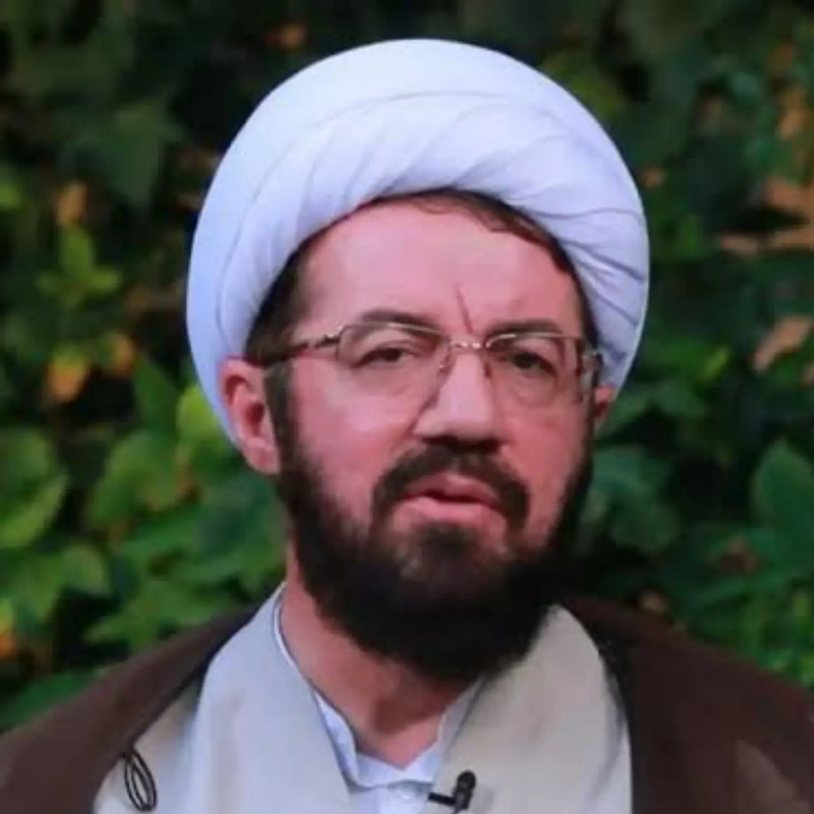 کاور سخنرانی جوان موفق حجت الاسلام عالی - مسعود عالی