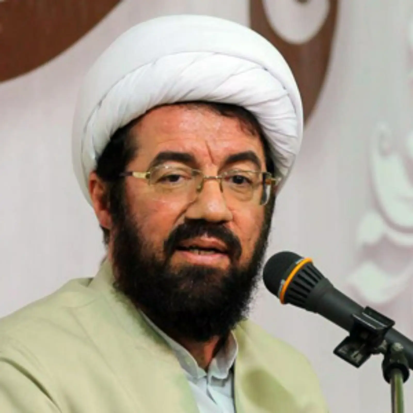 کاور سخنرانی اهمیت اسم گذاری در خانواده حجت الاسلام عالی - مسعود عالی