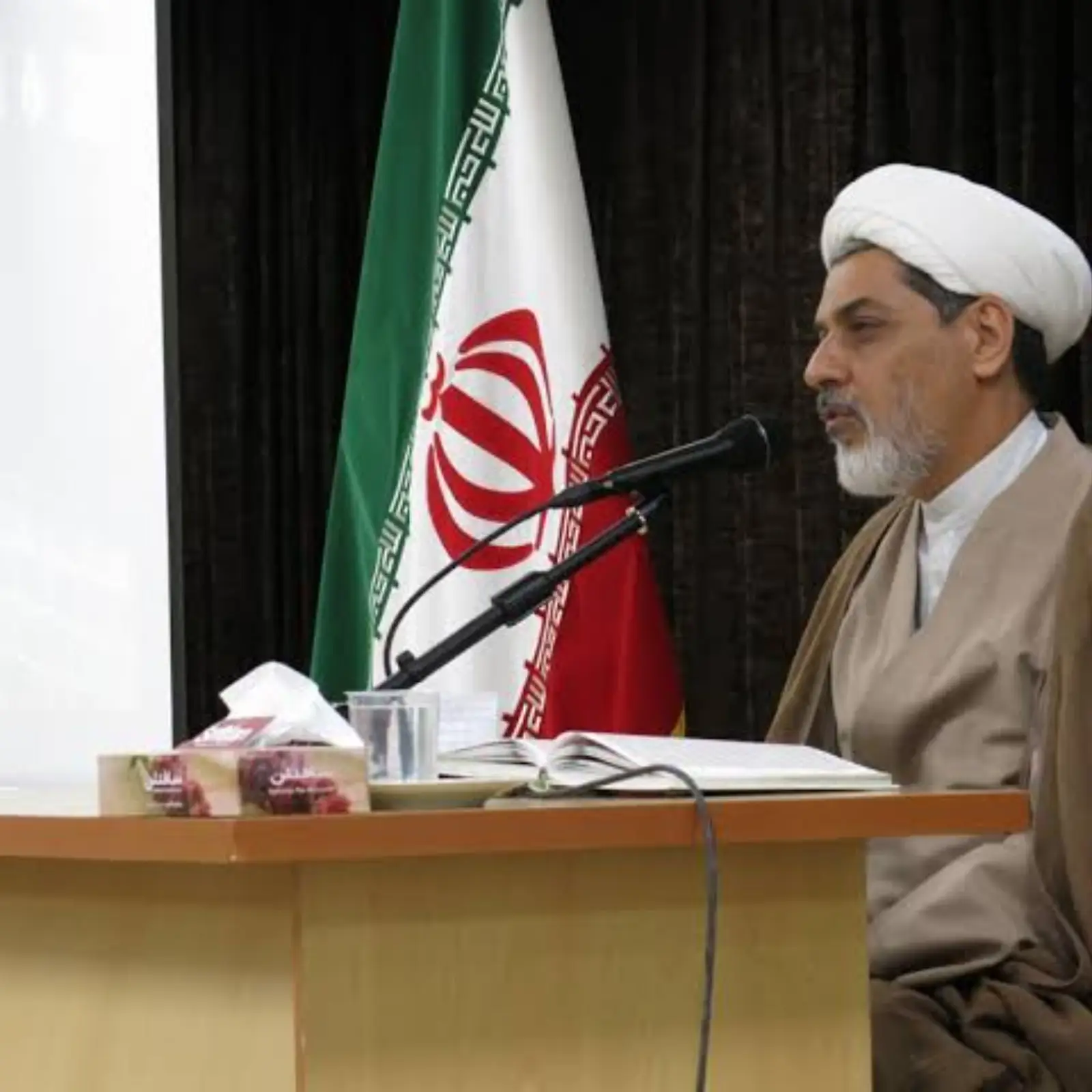 کاور سخنرانی اهمیت کودک در سیره پیامبر اکرم حجت الاسلام رفیعی - ناصر رفیعی