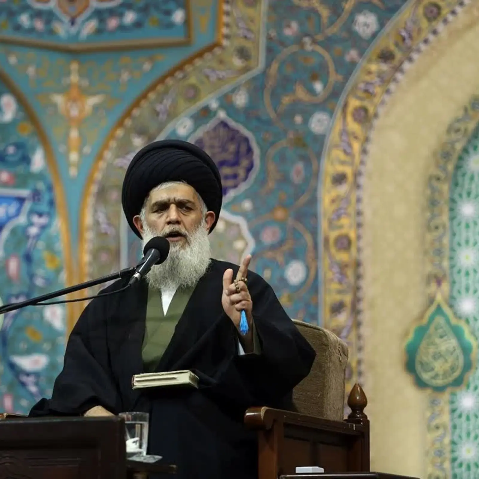 کاور سخنرانی کلمه رب حجت السلام مومنی - سید حسین مومنی