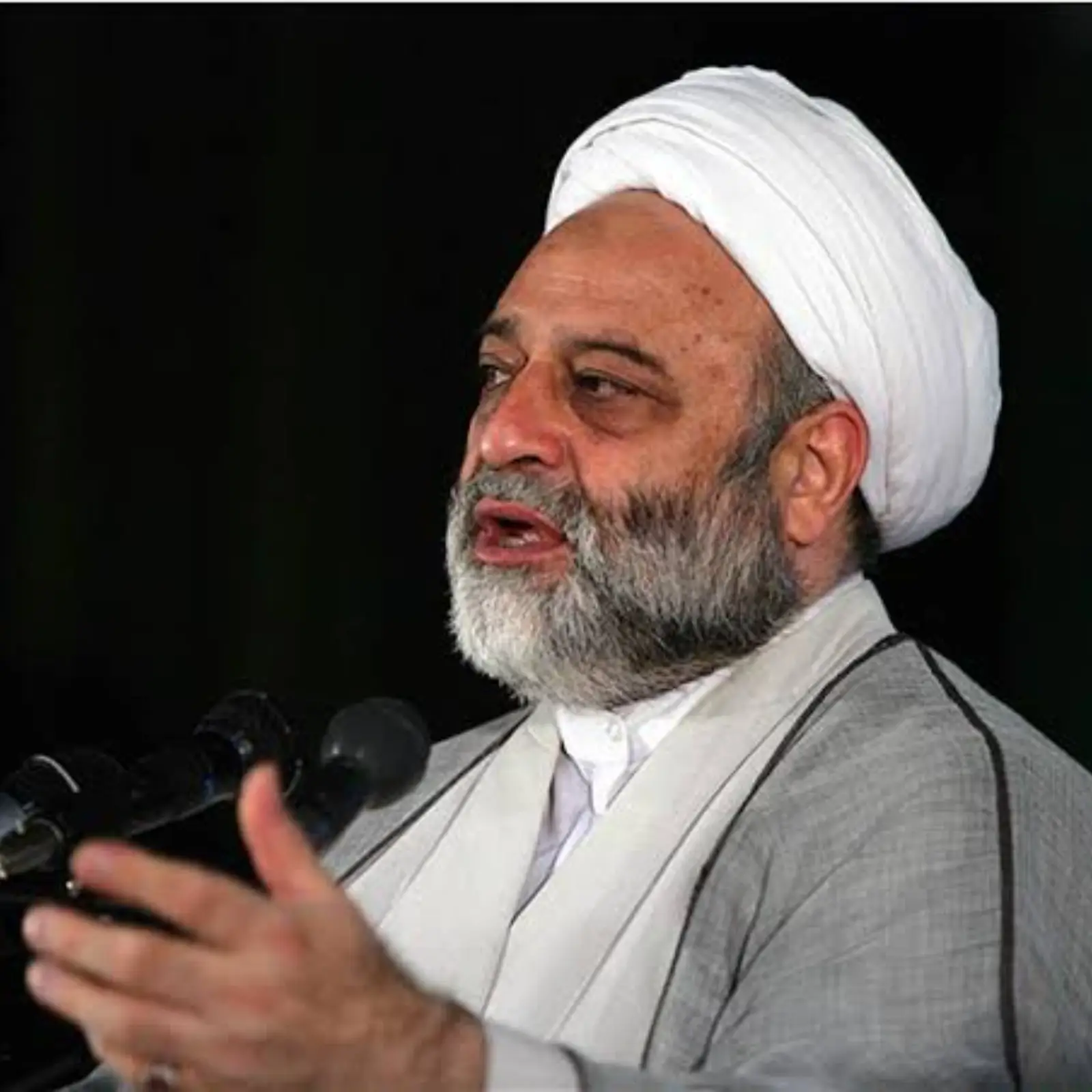 Cover: A speech by Hojjat al-Islam Farahzad on being an adversary to the oppressor and a helper to the oppressed.