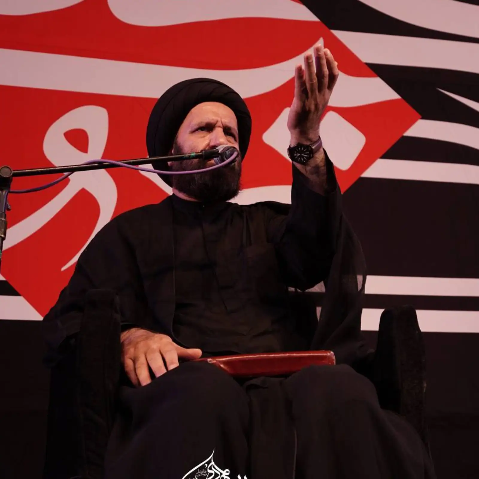 کاور سخنرانی داستان جوان زنا کار در شب عاشورا حجت الاسلام دارستانی - احمد دارستانی